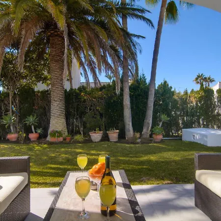 Chapas Playa Refurbished Holiday home Marbella